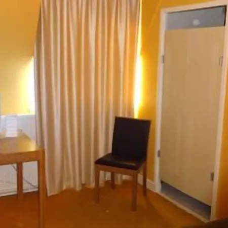 Otel La Champagne Ardenne 2*