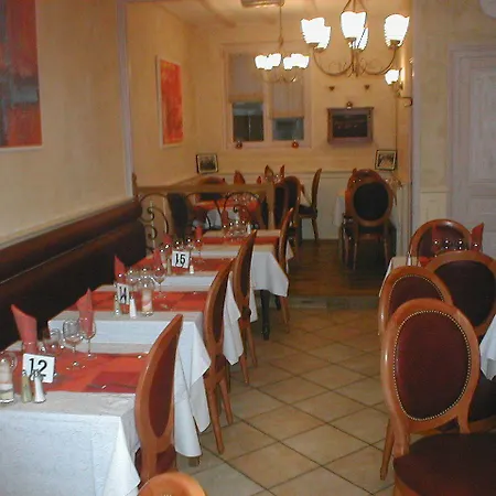 La Champagne Ardenne Hotel 2*
