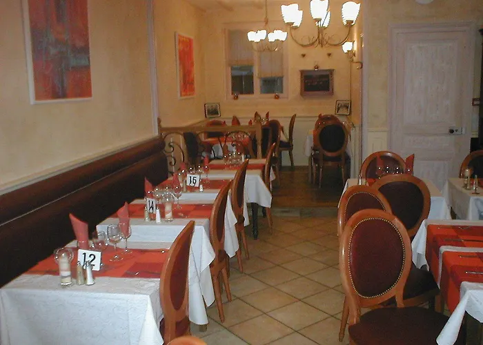 La Champagne Ardenne ホテル 2*